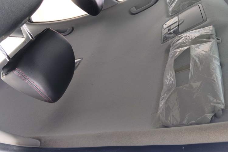 Used Hyundai Elantra (5th Generation / Langdong) 2015 1.6L Manual Fashion Edition
