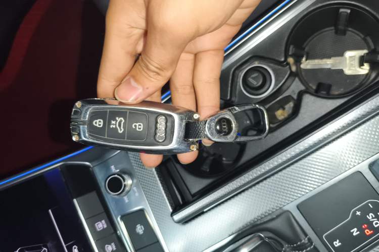 Used Audi A6L 2022 40 TFSI Luxury Dynamic Model Vehicle Key