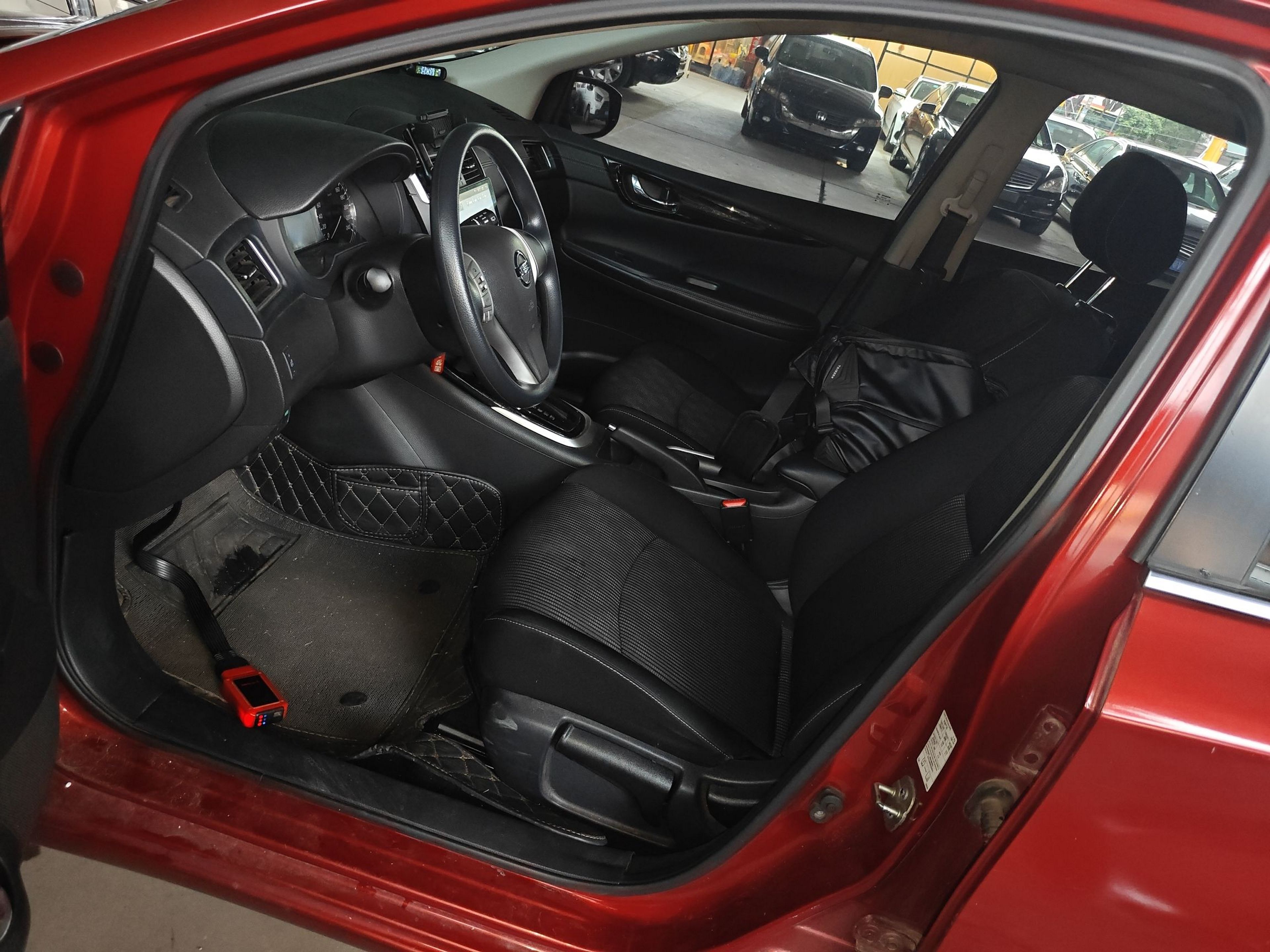Interior delantero