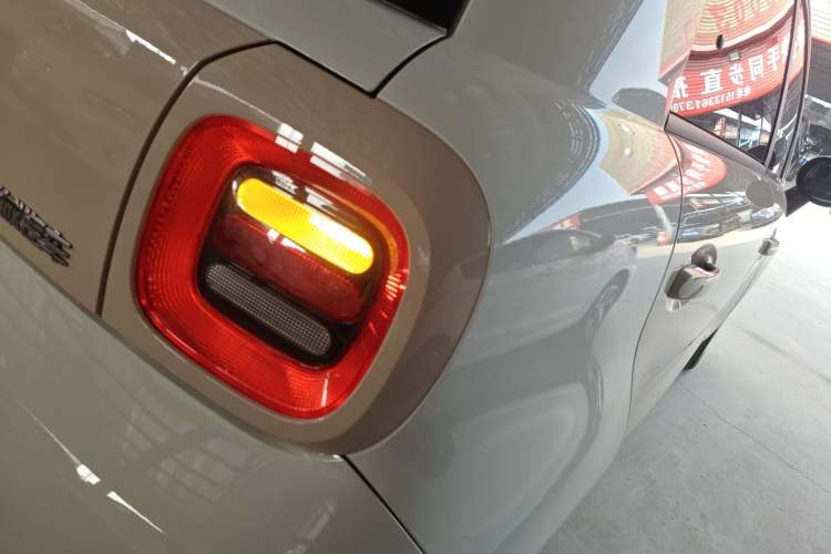 Used ORA Black Cat 2022 301km Base Version Ternary Lithium