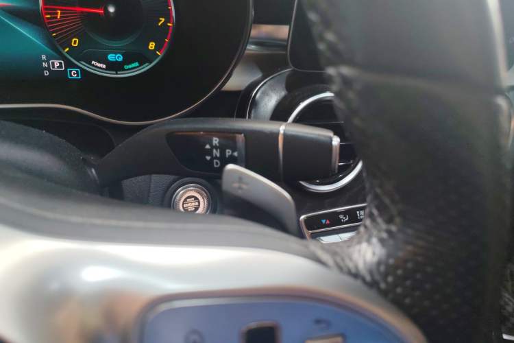 Used Mercedes-Benz C-Class 2020 C 260 L Sport Edition Gear Lever