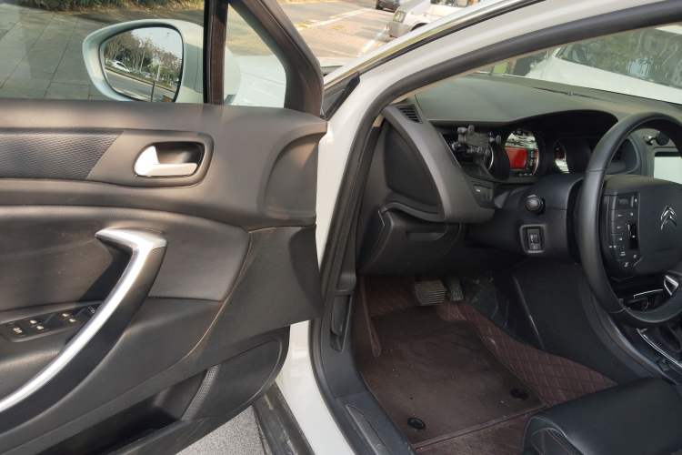 Used Citroen C5 2014 1.6T Automatic Luxury Model