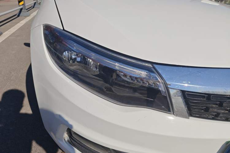 Used Qoros 3 2018 Sedan 1.6L Automatic Leading Model