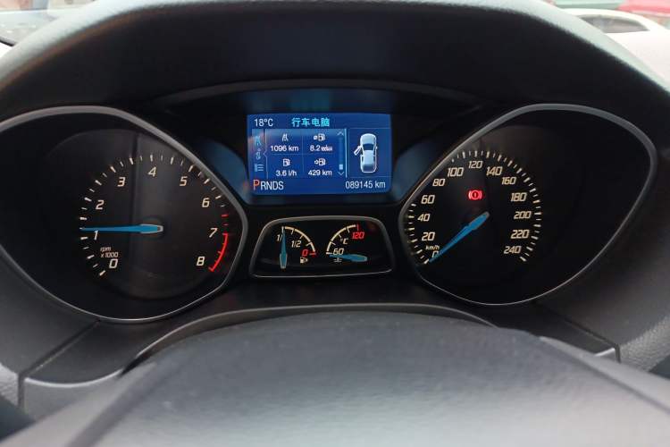 Used Ford Focus 2012 Hatchback 2.0L Automatic Luxury Sport Model
