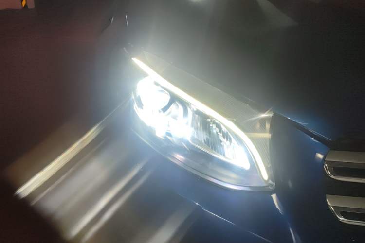 Used Mercedes-Benz GLC 2017 GLC 200 4MATIC Right Front Headlight