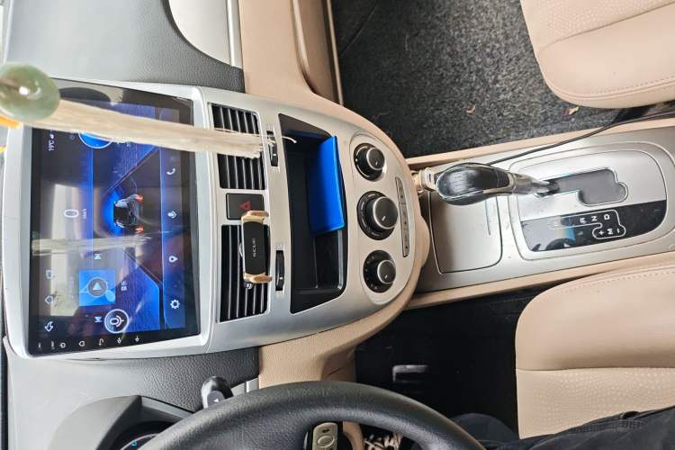 Used Buick Excelle 2013 1.5L Automatic Classic Model Audio And AC Panel