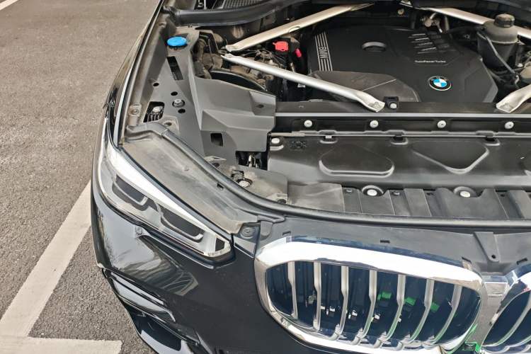 Used BMW X5 2022 Restyled xDrive 30Li Luxury Version M Sport Package