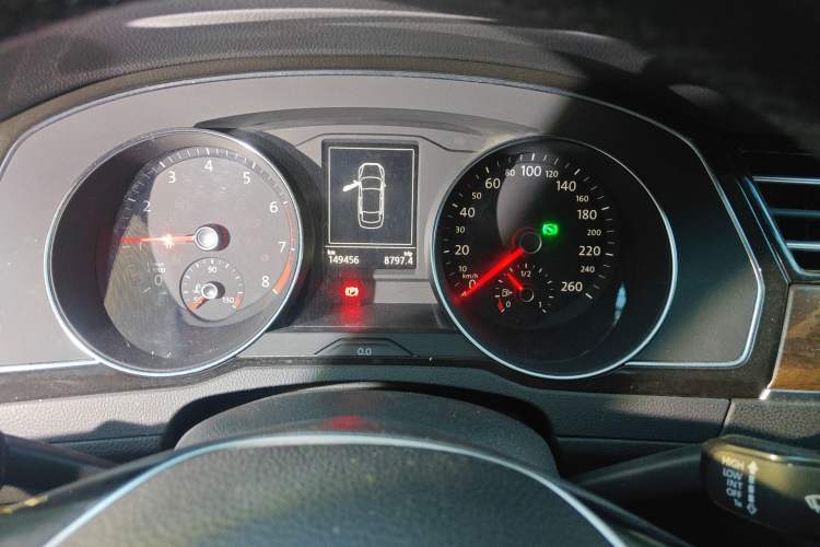 Used Volkswagen Magotan 2017 330TSI DSG Luxury Model Instrument Cluster