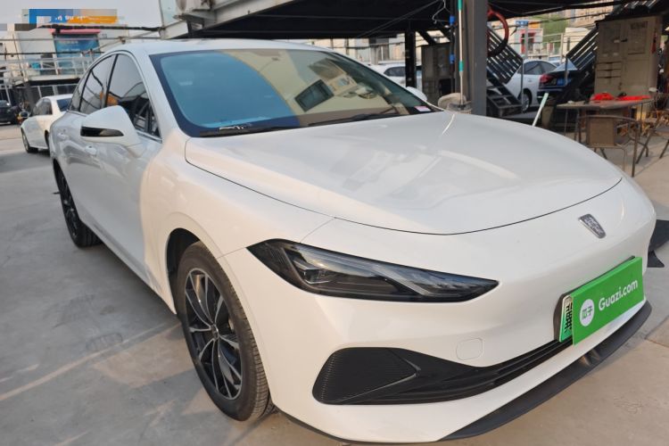 Used Roewe D7 2023 DMH 125km Superior Edition
