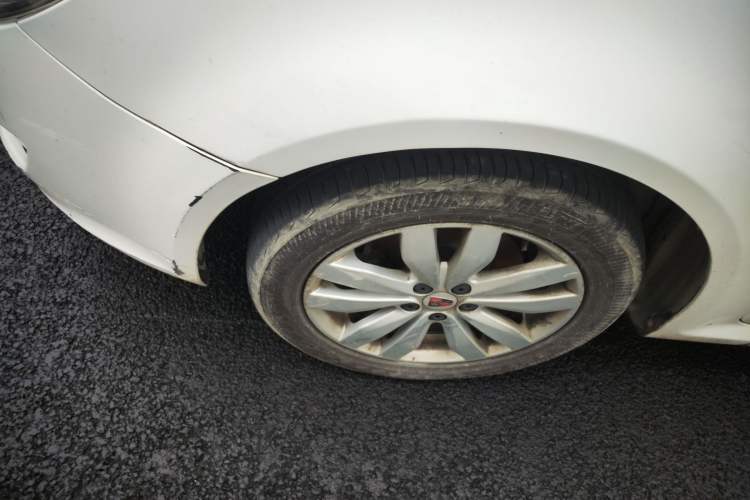 Used Roewe 350 2015 1.5L Manual Luxury Sunroof Edition