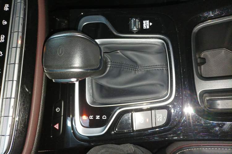 Used GAC Trumpchi M6 2023 PRO 270T DCT Luxury Edition
