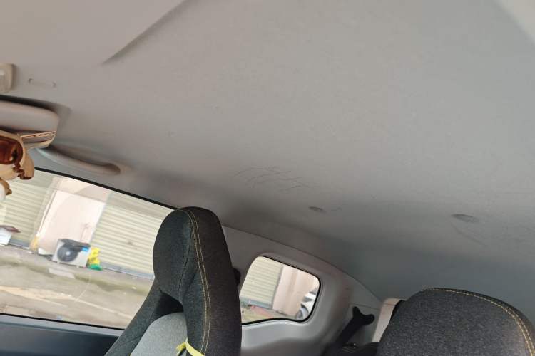 Used Chery QQ Ice Cream 2022 170km Sundae Phosphate Lithium-Ion
