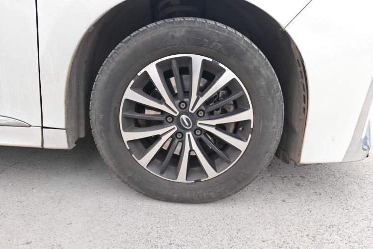 Used GAC Trumpchi M8  Right Front Wheel Hub