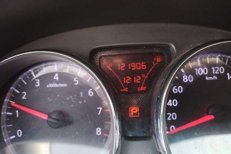 Used Nissan Sunny 2011 1.5XL CVT Luxury Edition Odometer Close Up