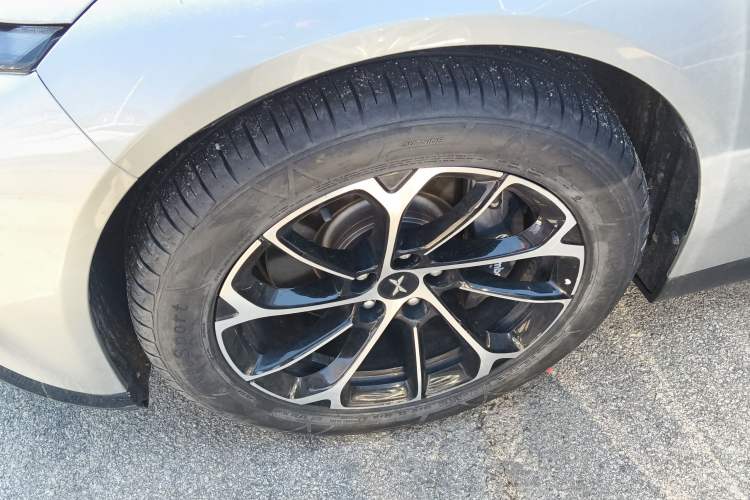 Used XPeng P7 2023 480G Left Front Wheel Hub