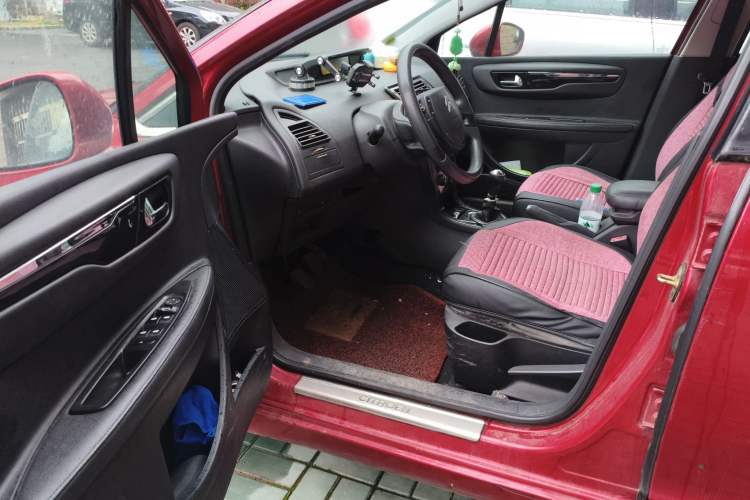 Used Citroen C-Quatre 2012 Sedan 1.6L Manual Prestige Model