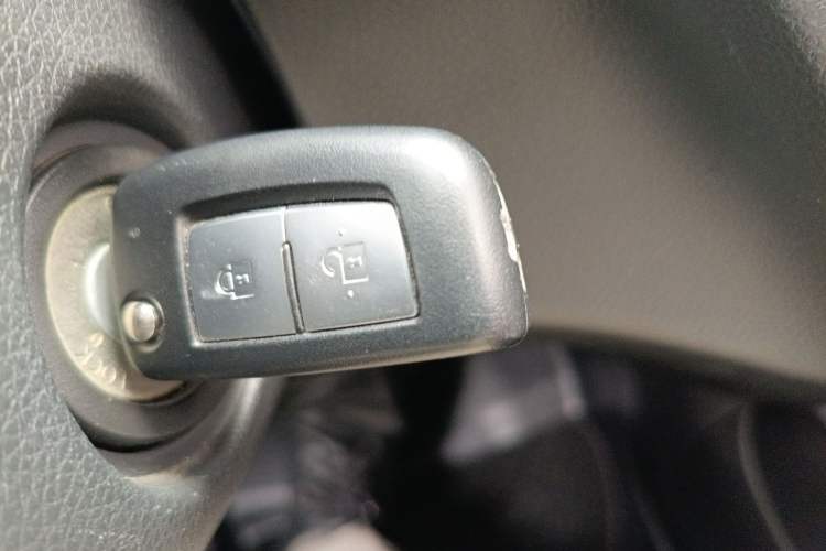 Used Nissan Qashqai 2017 2.0L CVT Smart Enjoyment Version China V Standard Vehicle Key