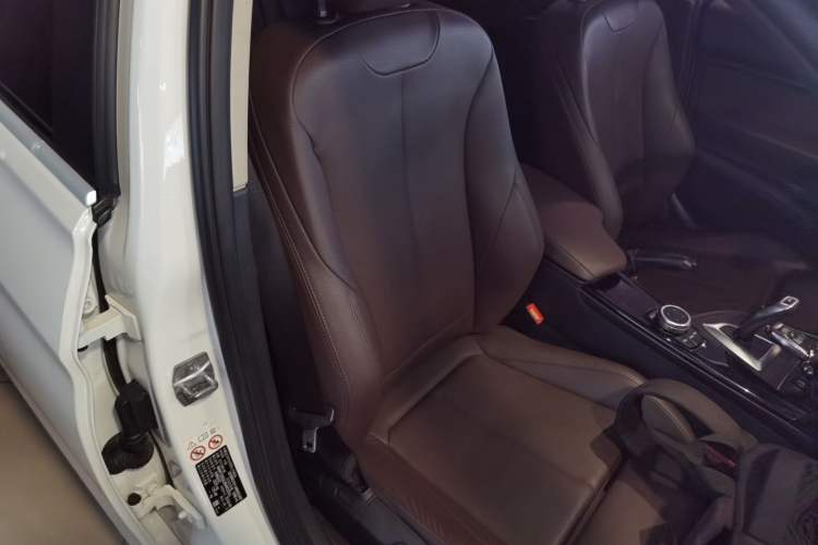 Used BMW 3 Series 2018 320Li Fashion Model
