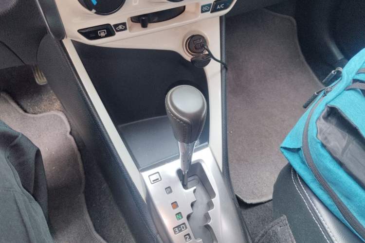 Used Toyota YARiS L Zhi Xuan 2015 1.5G Automatic Xuan Dong Sunroof Special Edition
