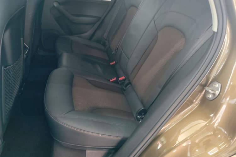 Used Audi Q3 2018 30th Anniversary Edition 30 TFSI Fashion Model Left Rear Seat