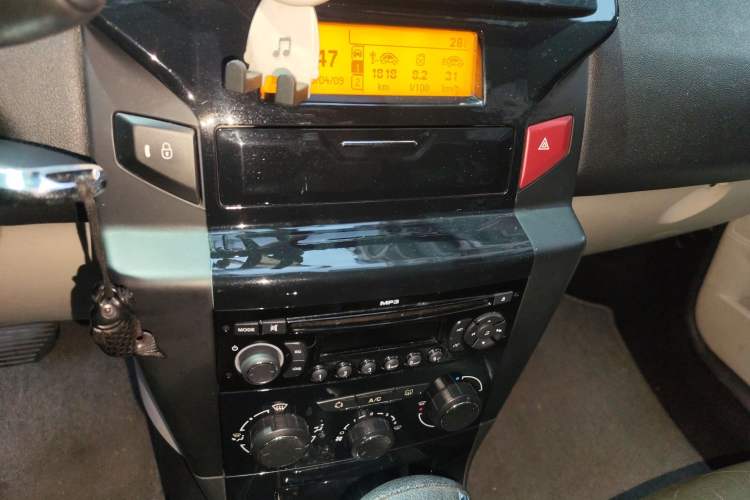 Used Citroen C-Quatre 2013 Sedan 1.6L Automatic Prestige Model Audio And AC Panel