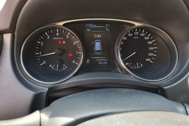 Used Nissan X-Trail 2014 2.5L CVT Luxury Edition 4WD
