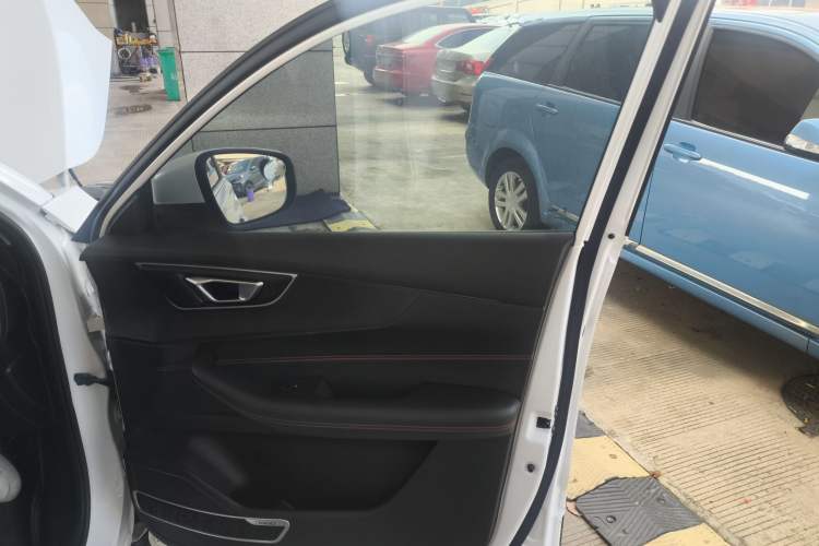 Used Chery Tiggo 5x 2020 High-Energy Edition 1.5T CVT High-Energy No. 2