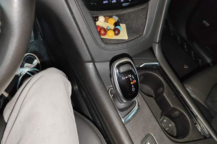 Used Cadillac XT5 2016 25T Luxury Model
