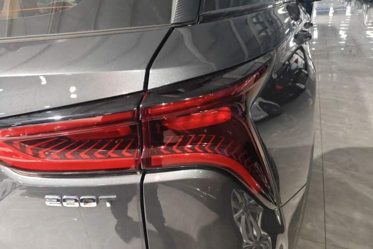 Used CHANGAN CS75 PLUS 2020 1.5T Automatic Prestige Edition Right Rear Taillight