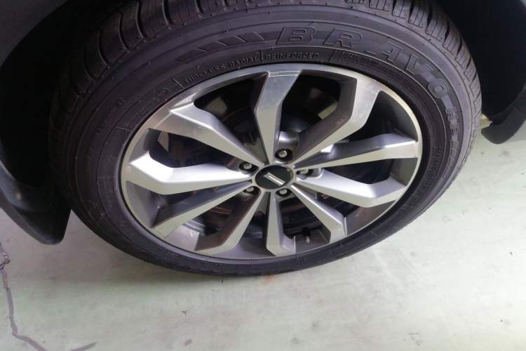 Used Wey VV6 2018 2.0T Four-Wheel Drive Flagship Version China V Standard
