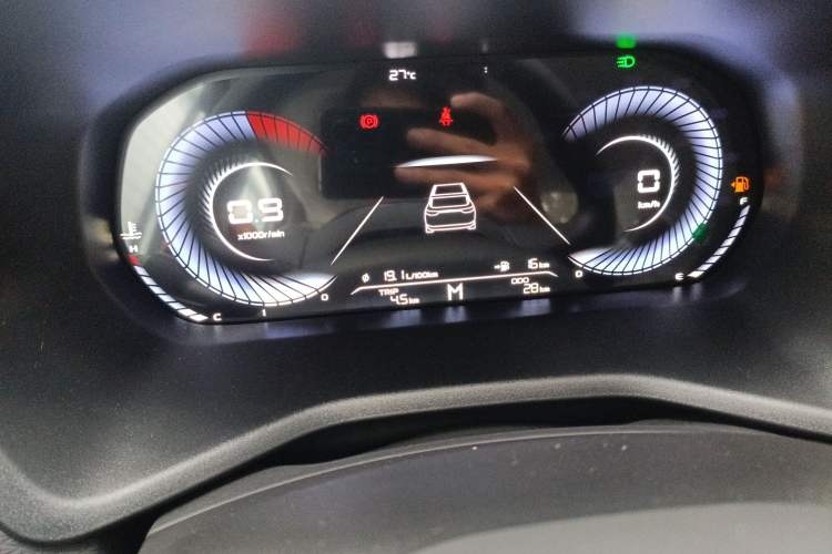 Used Geely Auto Emgrand 2025 4th Generation 1.5L Manual – Dragon Edition