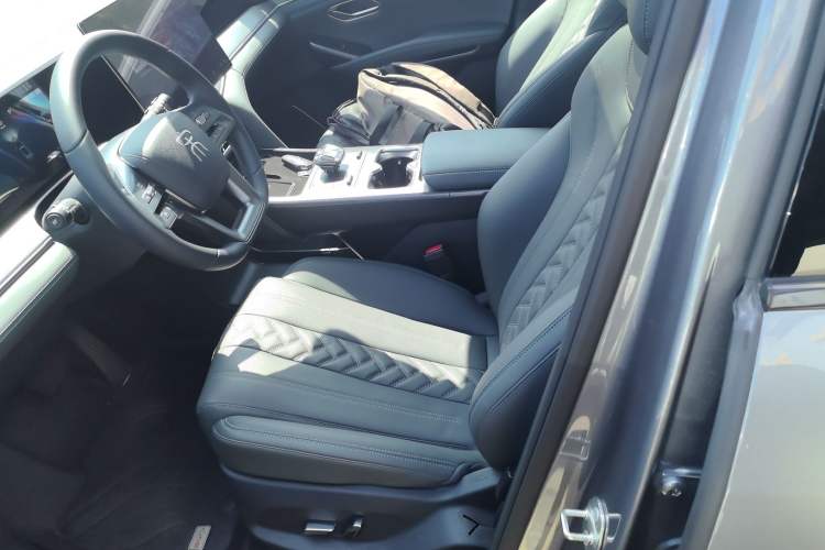 Used BYD Song L DM-i 2025 Intelligent Driving Version 112 km Beyond-Range Type Left Front Seat