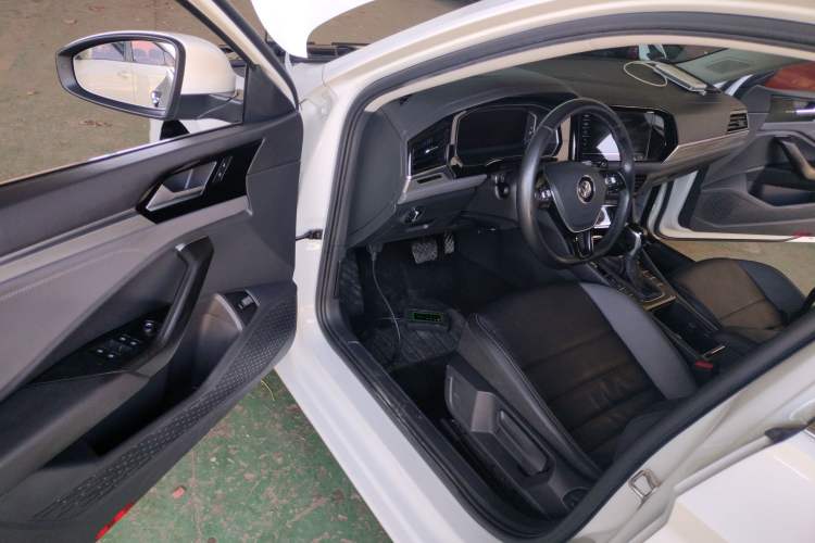 Used Volkswagen Sagitar 2021 280TSI DSG Comfort Connect Edition Driver Seat