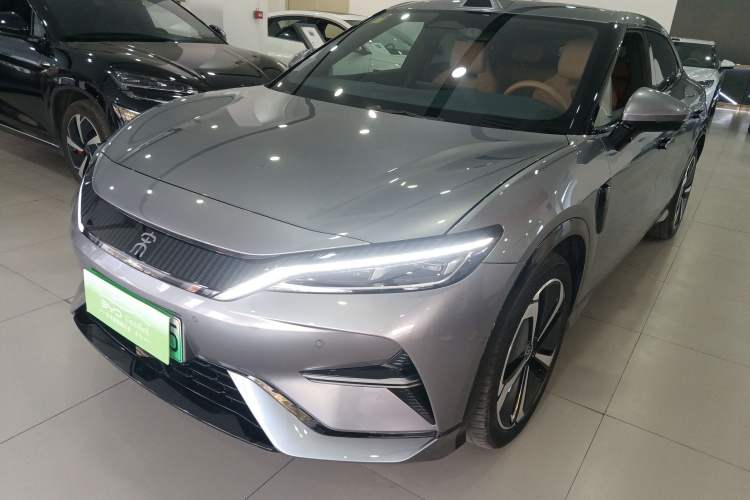 Used BYD Song L EV 2025 Intelligent Driving Version 662 km LiDAR Excellence Edition
