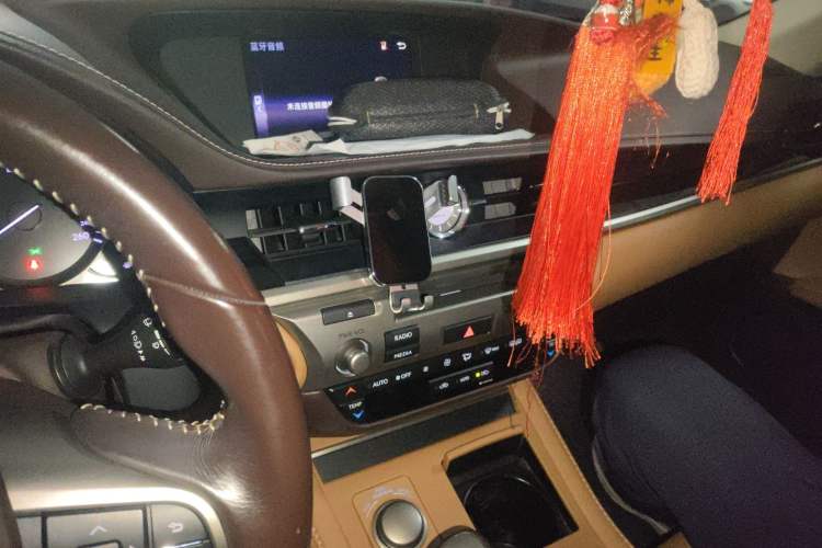 Used Lexus ES 2015 200 Elite Edition
