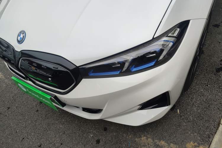 Used BMW i3 2023 eDrive 40 L Midnight Sports Package Left Front Headlight