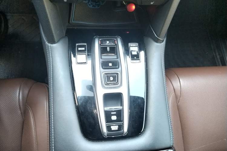 Used Honda UR-V 2017 370TURBO Four-Wheel Drive Prestige Edition China V