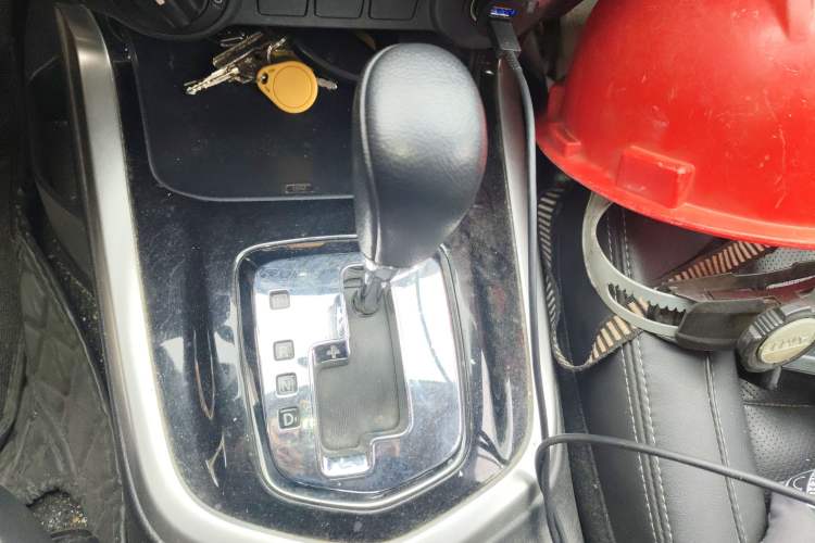 Used Nissan Navara 2021 2.5L Automatic 4x4 Premium Version QR25