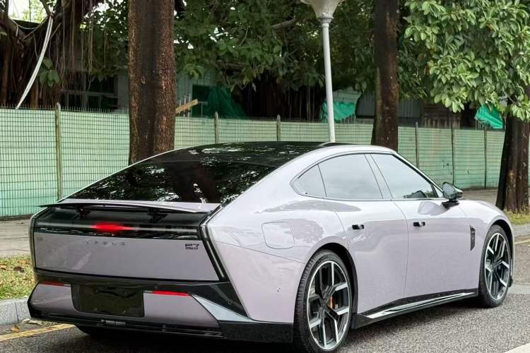 Used XPeng P7 2025 Model—702 Long Range Ultra
