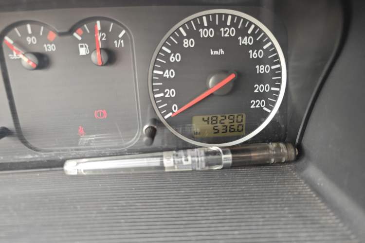 Used Volkswagen Santana Vista 2008 1.8L Manual Sishang Model Odometer Close Up