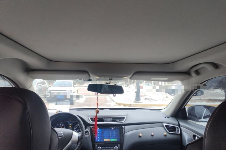 Used Nissan X-Trail 2015 2.0L CVT Comfort MAX Edition 2WD
