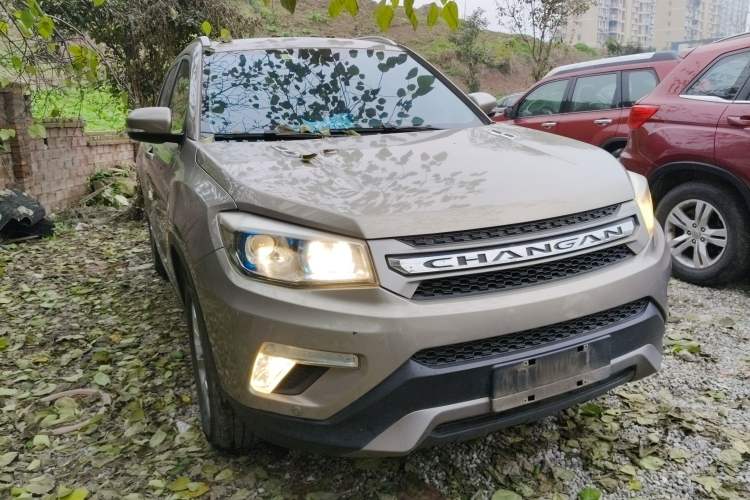 Used Changan CS75 2016 1.5T Manual FENGSHANG Model