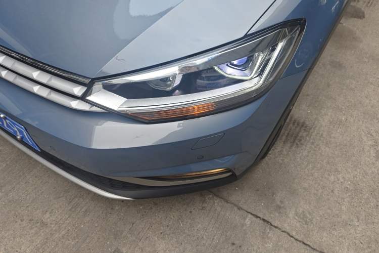 Used Volkswagen Touran 2021 Tiguan L 280TSI DSG Boundary Edition 6-Seater
