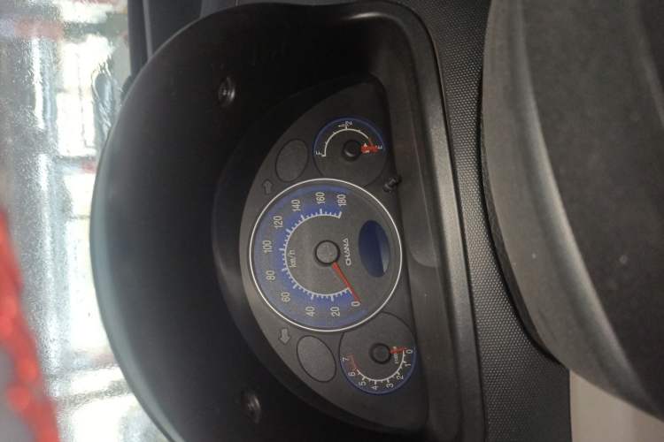 Used CHANGAN Benni mini 2012 1.0L Manual Fashion Edition China IV Standard Odometer Close Up