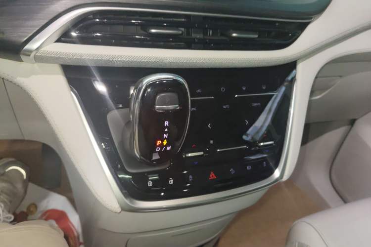 Used Buick GL8 2023 ES Lu Zun Luxury Edition and Yue Version

