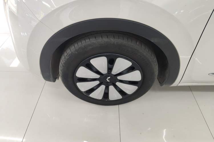 Used Wuling Bingo 2024 333 km Enjoyment Version Exterior 4