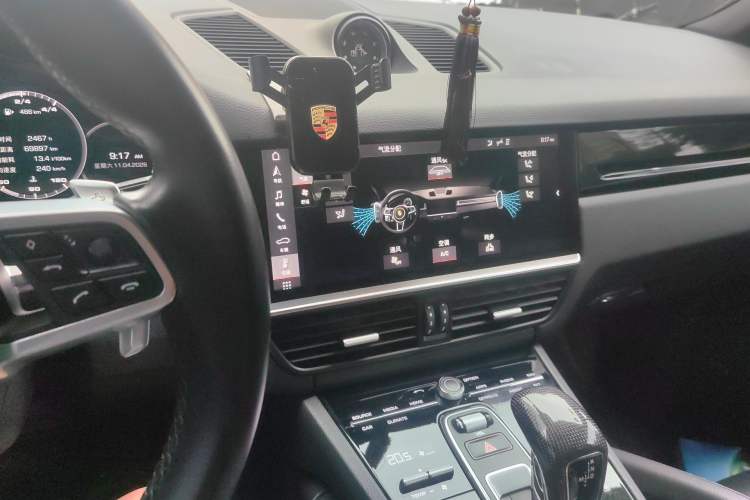 Used Porsche Cayenne 2019 Cayenne 3.0T Audio And AC Panel