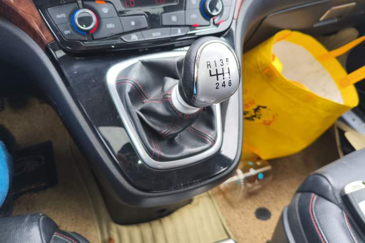 Used Haval H6 2014 Sport Version 1.5T Manual Two-Wheel Drive Elite Edition