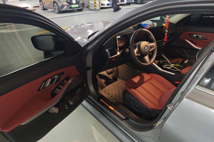 Used BMW i3 2024 eDrive 35 L