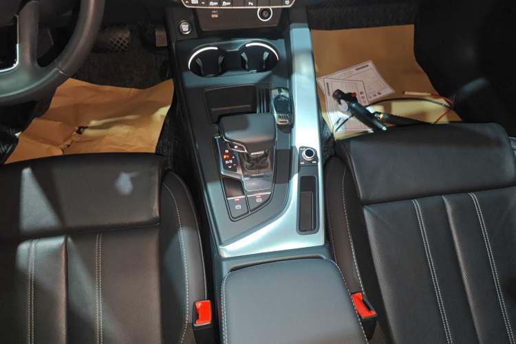 Used Audi A4L 2022 40 TFSI Fashion Dynamic Model